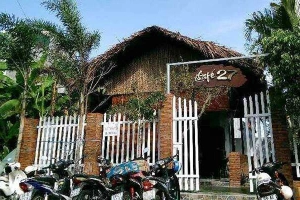 27 Cafe & Sinh Tố - Phan Bội Châu