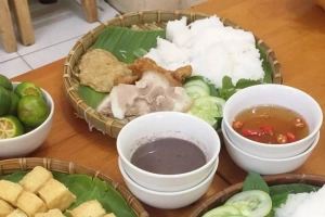 Quán Ăn 3 Cô - Bún Đậu Mắm Tôm - Hòa Bình
