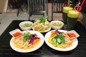 Quán Ăn 3 Con Gà - Cơm Gà Phú Yên