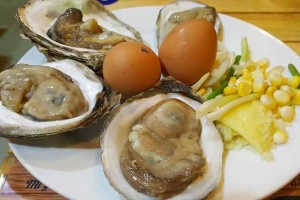 Quán Ăn 3 Con Gà - Hàu Né