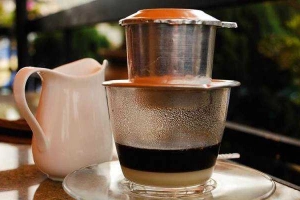 90 Độ Yêu Cafe