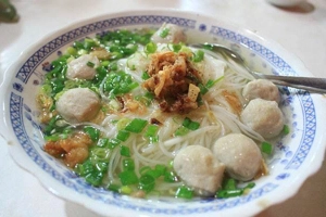 Quán Ăn 977 Quán - Bún Bò & Hủ Tiếu