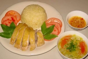 Quán Ăn 99 - Cơm Gà Xối Mỡ & Cơm Gà Hải Nam