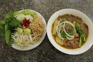 Quán Ăn A Đậu - Bún Bò & Cháo Lòng Má Heo