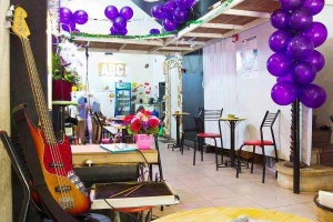 ABC Cafe - Tạ Quang Bửu