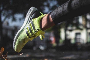Adidas - Aeon Bình Tân