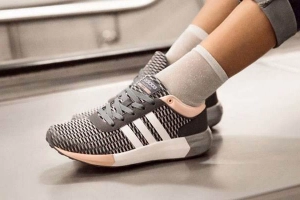 Adidas Neo - Vincom Royal City
