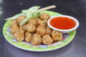 Ăn vặt A Lô Quán - Lý Thái Tổ
