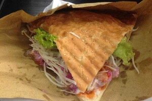 Ăn vặt A Phòng - Bánh Mì Kebab Thổ Nhĩ Kỳ