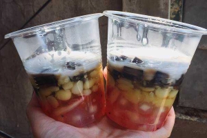 Ăn vặt Ẩm Thực Chè - Duy Tân