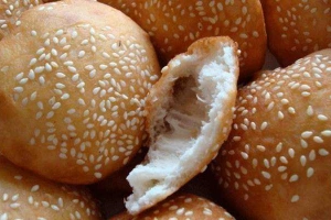 Ăn vặt Anh Mười - Bánh Tiêu & Bánh Quẩy