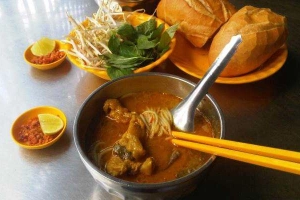 Ăn vặt Anh Sáu Miền Tây - Cà Ri Gà