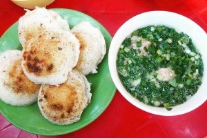 Ăn vặt Anh Thy - Bánh Căn & Chả Lụi