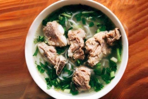 Ăn vặt Bà Đề - Bún Sườn