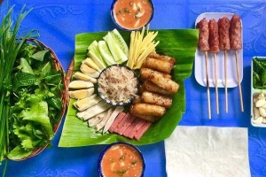 Ăn vặt Bà Dung - Chả Cuốn Cá Trích