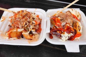 Ăn vặt Bánh Bạch Tuộc Takoyaki Nguyên Con