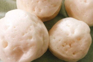 Ăn vặt Bánh Bao Chay - Chợ Hạ Long