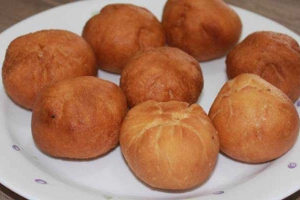 Ăn vặt Bánh Bao Chiên Chú Hoàng