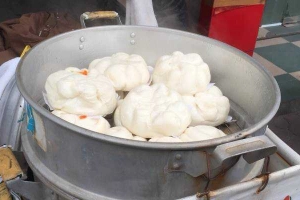 Ăn vặt Bánh Bao - Trần Nhân Tông