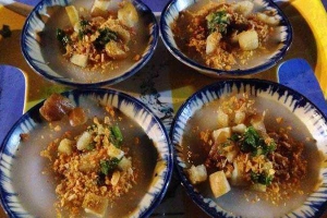 Ăn vặt Bánh Bèo Chén Tú Thảo - Phan Chu Trinh