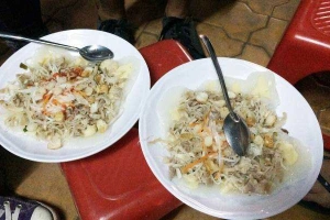 Ăn vặt Bánh Bèo Chợ Hàng Bông