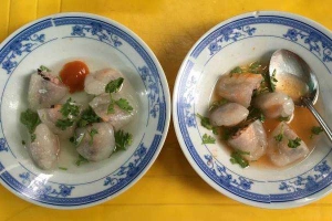 Ăn vặt Bánh Bột Lọc Quảng Trị