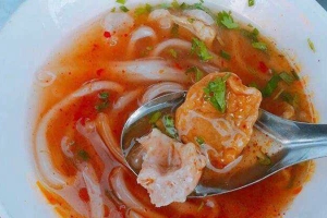 Ăn vặt Bánh Canh Da Heo - Nguyễn Thị Định