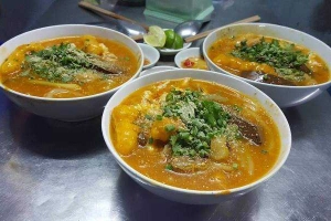 Ăn vặt Bánh Canh Hẻm - Phạm Văn Chí