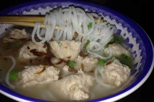 Ăn vặt Bánh Canh - Nui