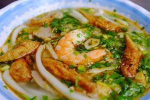 Ăn vặt Bánh Canh Xắt Tôm Thịt
