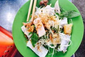 Ăn vặt Bánh Cuốn Bình Dân