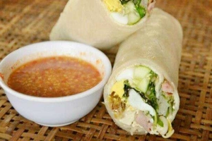 Ăn vặt Bánh Cuốn Bình Định