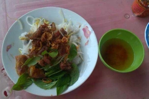 Ăn vặt Bánh Cuốn & Bún Thịt Nướng