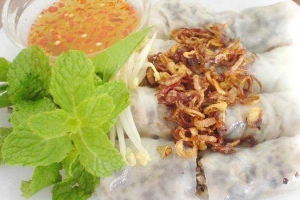 Ăn vặt Bánh Cuốn Cô Phượng