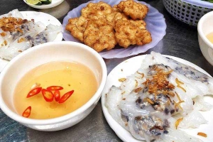Ăn vặt Bánh Cuốn Gốc Bàng