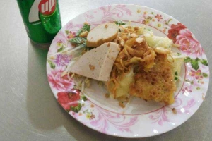 Ăn vặt Bánh Cuốn Nóng - Trần Hưng Đạo