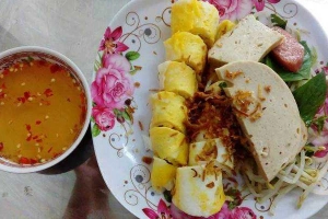 Ăn vặt Bánh Cuốn Trứng - Phạm Văn Hai