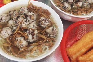 Ăn vặt Bánh Đa, Bún Sườn Rim & Sú Giò - Trần Bình Trọng