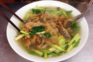 Ăn vặt Bánh Đa Cá