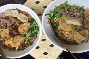 Ăn vặt Bánh Đa Cua - Hoa Lư