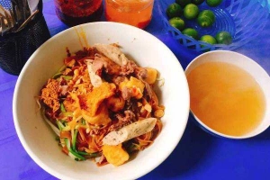 Ăn vặt Bánh Đa Cua & Miến Trộn - Đê La Thành Nhỏ