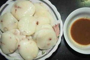 Ăn vặt Bánh Đúc Bà Chung