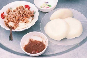 Ăn vặt Bánh Đúc Mắm