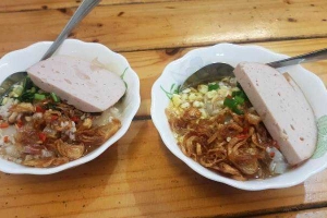 Ăn vặt Bánh Đúc Nóng - Hoàng Ngân