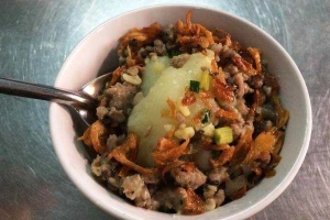 Ăn vặt Bánh Đúc - Thích Quảng Đức