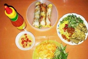 Ăn vặt Mệ Ngà - Bánh Ép - Bún Nghệ & Bún Mắm