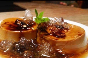 Ăn vặt Bánh Flan Nhà Làm - Lâm Văn Bền