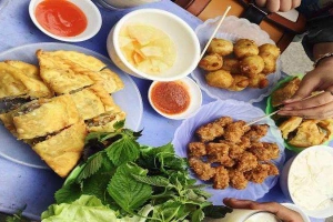 Ăn vặt Bánh Gối & Há Cảo - TT Giảng Võ