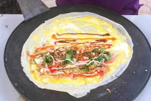 Ăn vặt Bánh Kếp Thái - Chùa Láng
