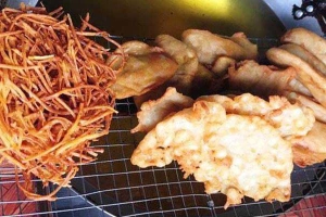 Ăn vặt Bánh Khoai & Bánh Chuối - Xuân Diệu